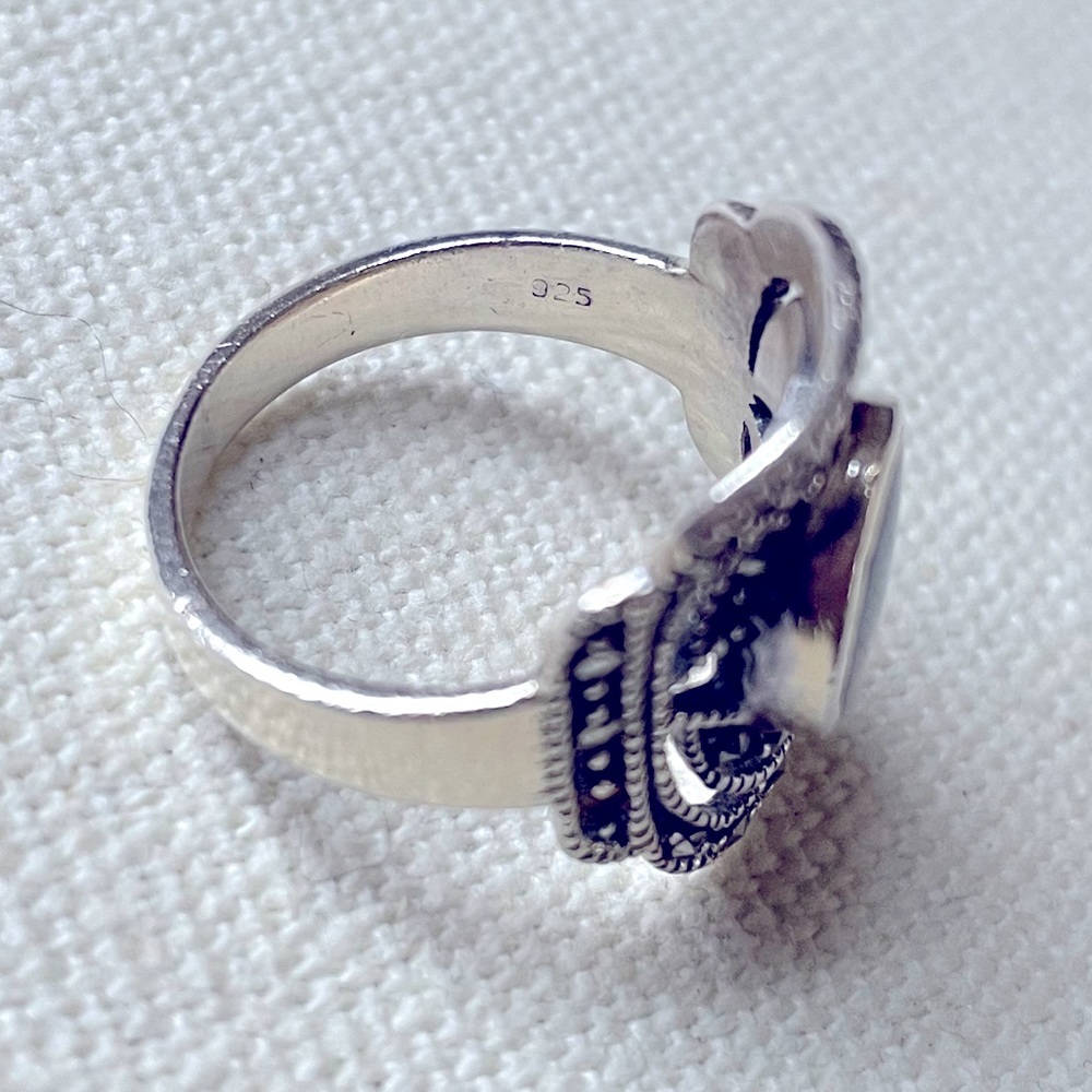 Vintage Silver Sterling 925 Onyx and Marcasite ring - Picture 2 of 7